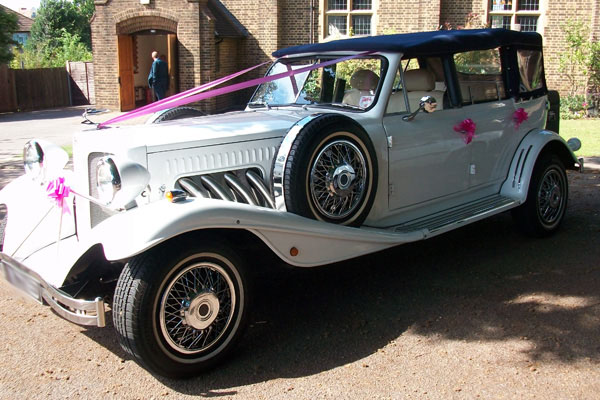 Corby Beauford Wedding Car