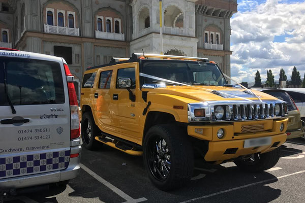 Corby Yellow Hummer Car Hire